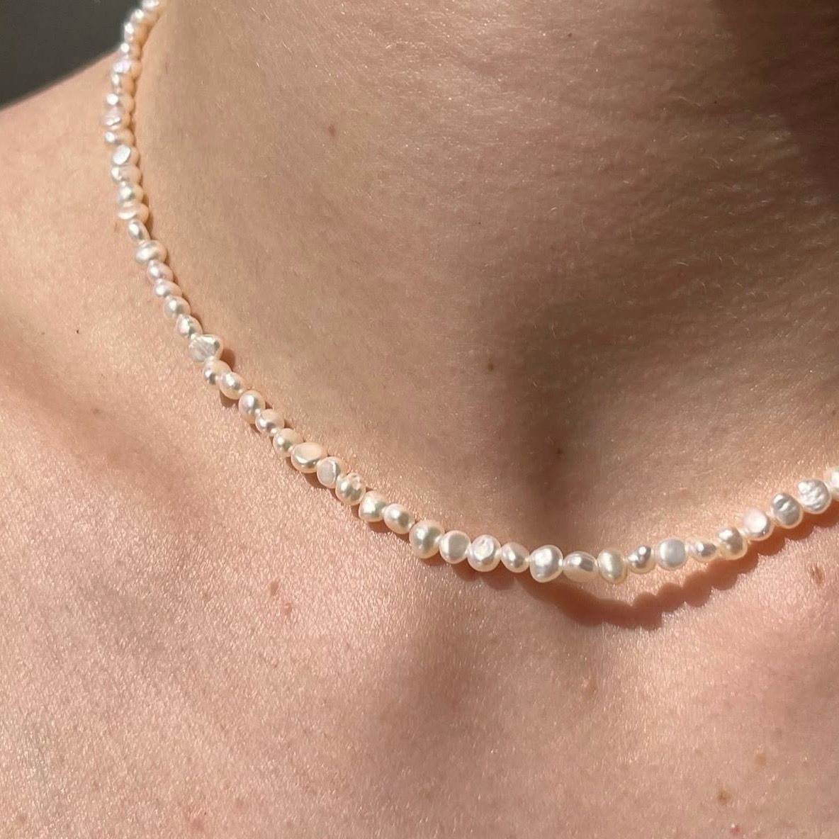 DIONE - Collier de Perles Baroques en Argent Massif 925