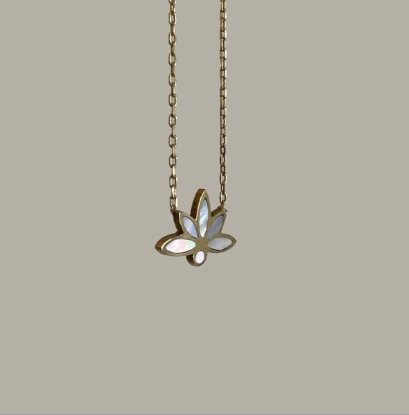 LOTUS - Collier Pendentif Nacre en Argent Massif 925
