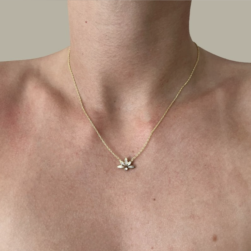 LOTUS - Collier Pendentif Nacre en Argent Massif 925