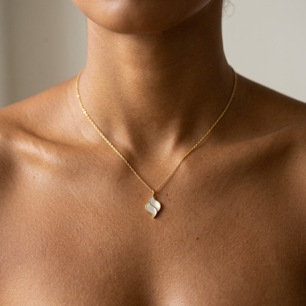OLA - Collier Pendentif Nacre en Argent Massif 925